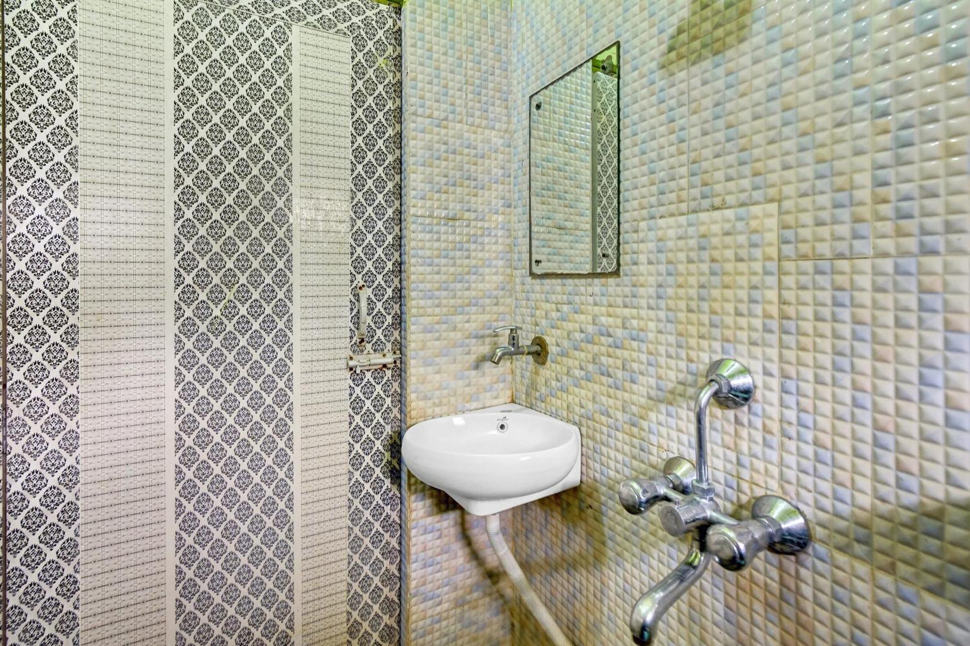 Hotel O Ankit Guest House Колката Екстер'єр фото